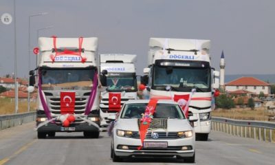 Tır Şöförünün Düğününde Renkli Konvoy
