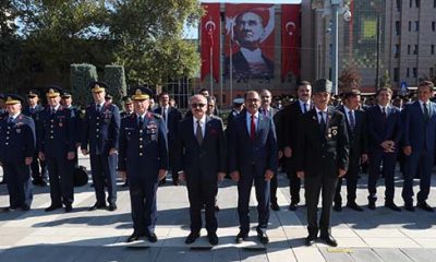 Eskişehir’de Gaziler Günü Münasebetiyle Atatürk Anıtına Çelenk Sunuldu