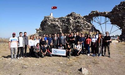 Rektör Prof. Dr. Çomaklı, Karacahisar Kalesi Kazılarını İnceledi