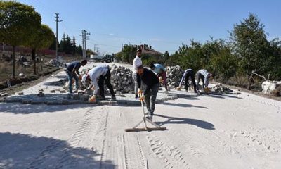 İnönü’de Kilit Taş Çalışmaları Devam Ediyor