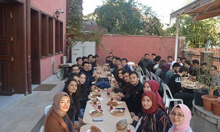 Türk Ocaklı Gençler Kahvaltıda Bir Araya Geldi