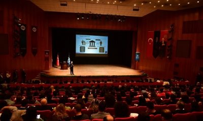Türkiye Bankalar Birliği Başkanı Hüseyin Aydın, Anadolu Üniversitesi Öğrencileriyle Buluştu