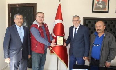 Başkan Bozkurt’a Onursal Üyelik Plaketi