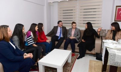 Rektör Çomaklı’dan Öğrenci Evine Sürpriz Ziyaret