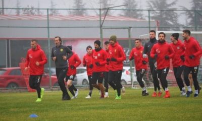 Es-Es Gözünü Balkes’e Dikti