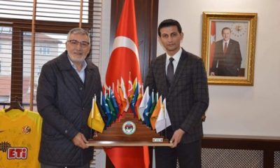 Kadir Başkanlar Çok Kadirşinas