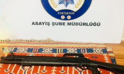 Kilime Sarılı Av Tüfeği Polisin Gözünden Kaçmadı