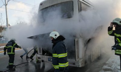 Servis Otobüsü Alev Alev Yandı
