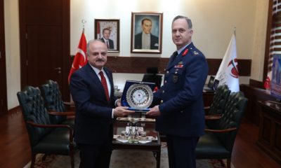 1.Ana Jet Üs Komutanı Ergün, Vali Çakacak’ı Ziyaret Etti