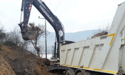 Mihalgazi’de Tarla Yolları Genişletildi