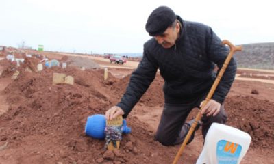 Kadınlar Günü’nde, Öldürülen Kızının Mezarında Gözyaşı Döktü