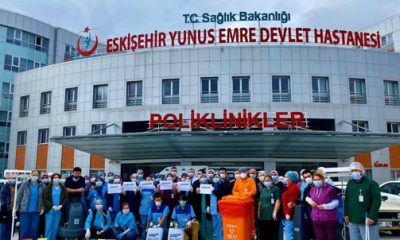 Yunus Emre Devlet Hastanesi Çalışanlarından ‘Evde Kal Çağrısı’