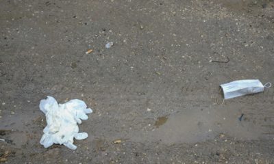 Yerlere Atılan Tek Kullanımlık Maske ve Eldivenler Tehlike Saçıyor