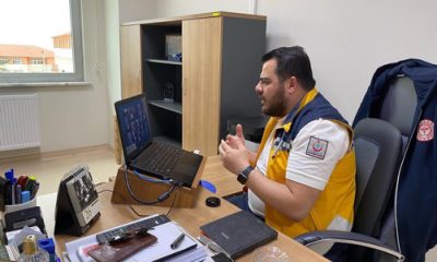 Baba Şefkatiyle Ekiplerinin Üstüne Titriyor