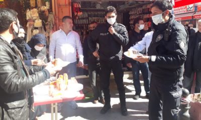 Taşbaşı Esnafından Polise Sürpriz |VİDEO|