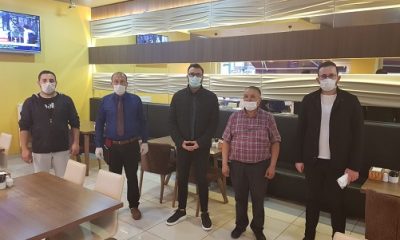 AK Partili Gençlerden Esnaflara Ücretsiz Maske Dağıtımı