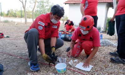 Foseptik Çukuruna Düşen Yavru Kedi Arama Kurtarma Ekiplerince Kurtarıldı