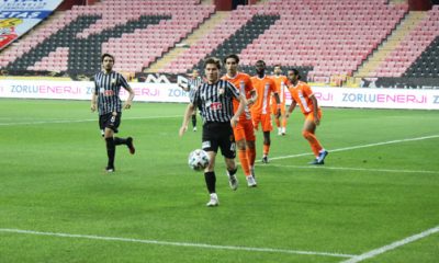 Eskişehirspor İlk Puanını Aldı