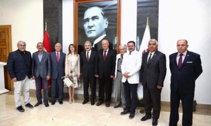 Dostluk Grubu’ndan Valiye Ziyaret