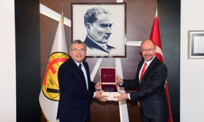 Eskişehirli Rektörden Es-Es’e Destek