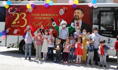 Çocuklar Gülerse Dünya Güler