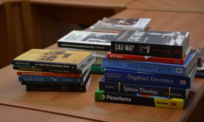 Anadolu Üniversitesinden Anlamlı Kitap Bağışı
