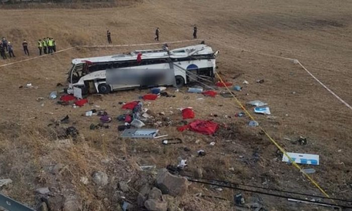 Balıkesir’de Katliam Gibi Otobüs Kazası!