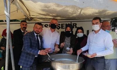 AK Parti Odunpazarı’ndan Emek Mahallesi’nde Aşure İkramı