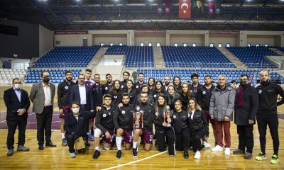 Üniversiteler Voleybol 1. Ligi Kazananları ESTÜ’den