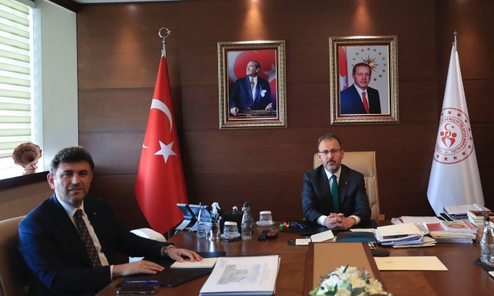 Başkan Çalışkan, Gençlik ve Spor Bakanı Kasapoğlu ile Bir Araya Geldi