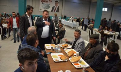 Beylikova Kaymakamlığından Yeni Kapalı Pazarda İftar Yemeği Verildi