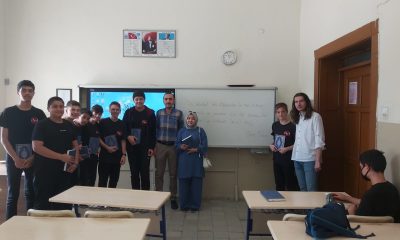 TÜGVA’dan Liselilere Kur’an-ı Kerim Dağıtımı
