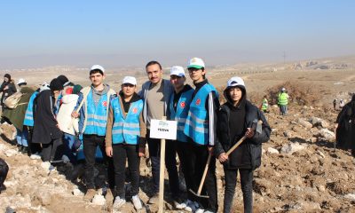 TÜGVA GENÇLERLE BERABER AĞAÇLANDIRMA ETKİNLİGİNDE