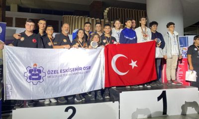 ÖZEL EOSB MESLEK LİSESİ ROBOSB TAKIMI DÜNYA İKİNCİSİ OLDU