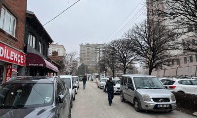 Eskişehir’de aniden bastıran kar yağışı etkili oldu