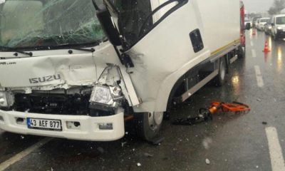 4 ARACIN KARIŞTIĞI KAZAN ÇEVRE YOLUNU KISMEN KAPATTI