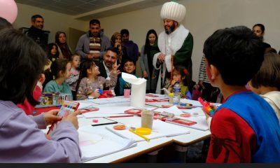 DEPREMZEDE ÇOCUKLARIN YÜZÜ SİVRİHİSAR’DA GÜLÜYOR