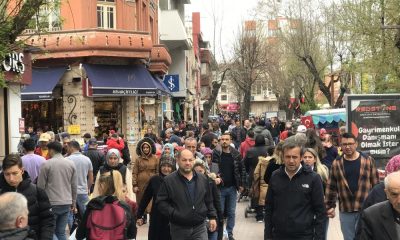 Bayram’dan önceki son Haftasonunda sokaklar doldu taştı