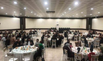 Gediz Kaymakamı Hakan Alkan yetim çocuklarla iftarda bir araya geldi