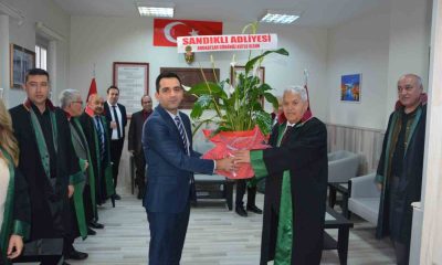 Sandıklı’da ‘Avukatlar Günü’ kutlandı