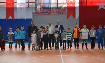 Emet Belediyesinden futsal turnuvası
