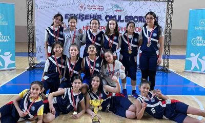 Özel okullar arasından mahalle okulu il birincisi oldu