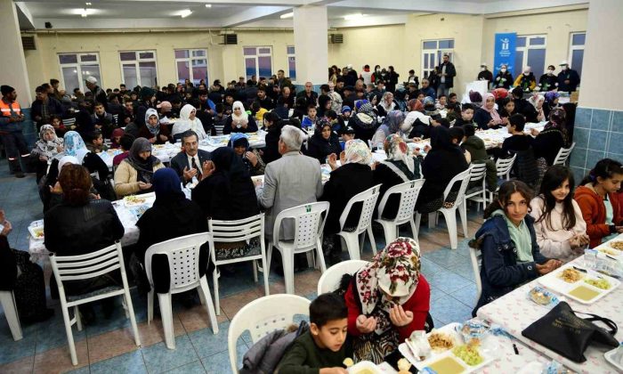 İftar sofrası Gündüzler’de kuruldu