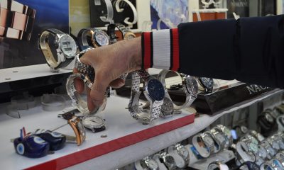 Tutkunları klasik saatlerden vazgeçmiyor