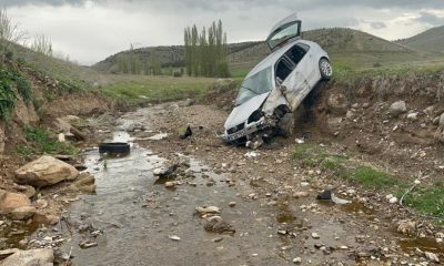Eskişehir Plakalı araç Emirdağ -Bolvadin Yolunda Şarampole yuvarlandı 1 kişi Öldü
