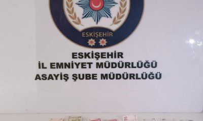 Çaldıkları ziynet eşyalarıyla birlikte yakalandılar