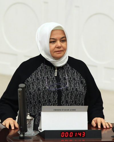 AYŞEN GÜRCAN YEMİNİNİ ETTİ