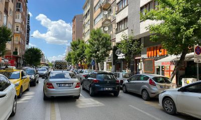 Her 3 kişiden 1’ine araç düşen Eskişehir’de trafik problemleri her geçen gün artıyor