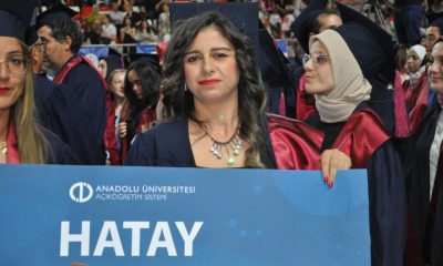 Yakınlarını Depremde Kaydeden Depremzede Kep Töreninde Duygulu Anlar Yaşadı