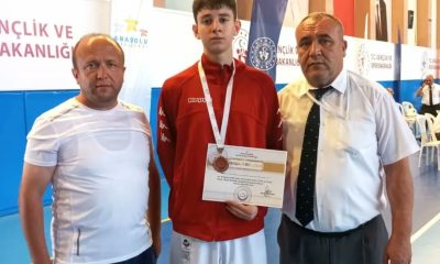 Eskişehirli sporcudan karatede Türkiye 3’üncülüğü